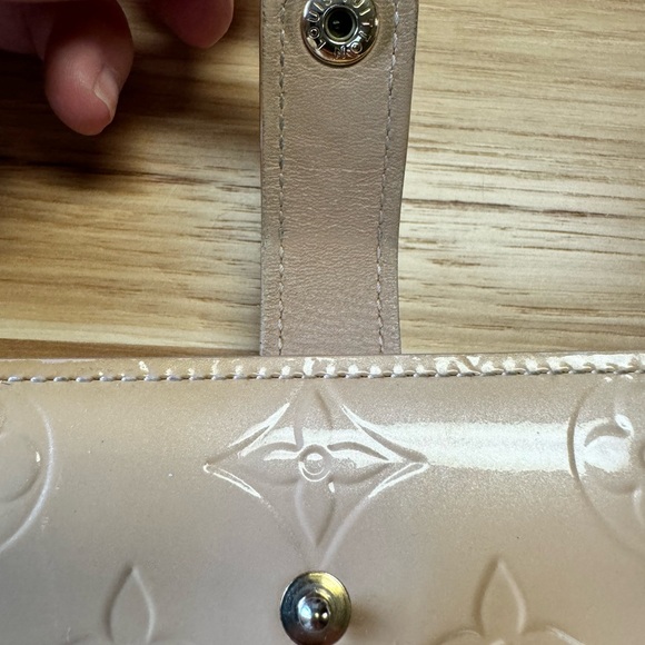 Louis Vuitton Vernis French Purse Beige Wallet with Dust Bag - Picture 9 of 15